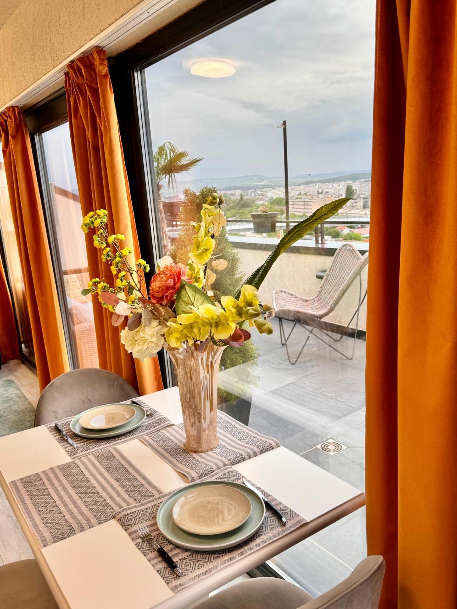 Ferienwohnung Penthouse Exclusive View , Iasi Exterior foto