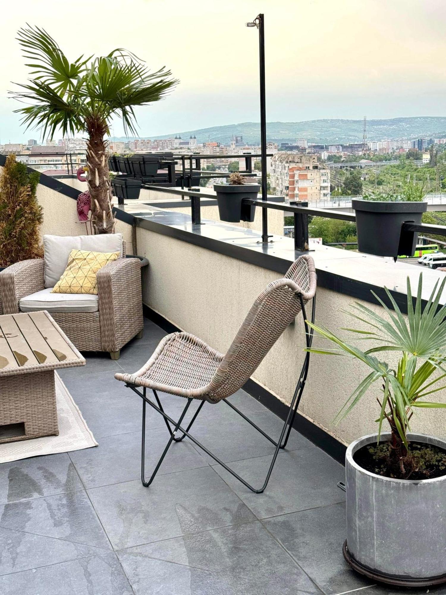 Ferienwohnung Penthouse Exclusive View , Iasi Exterior foto