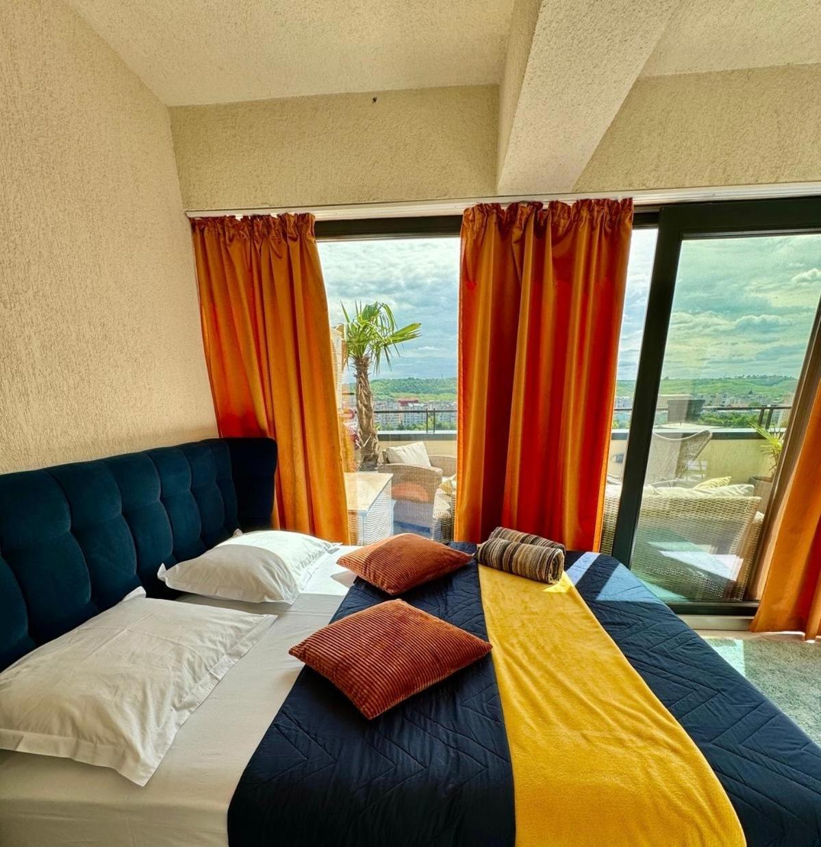 Ferienwohnung Penthouse Exclusive View , Iasi Exterior foto